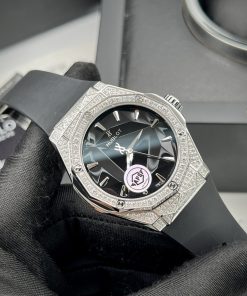 Hublot Rep 11 Watch Classic Fusion Orlinski Diamonds Titanium APS Factory 40mm