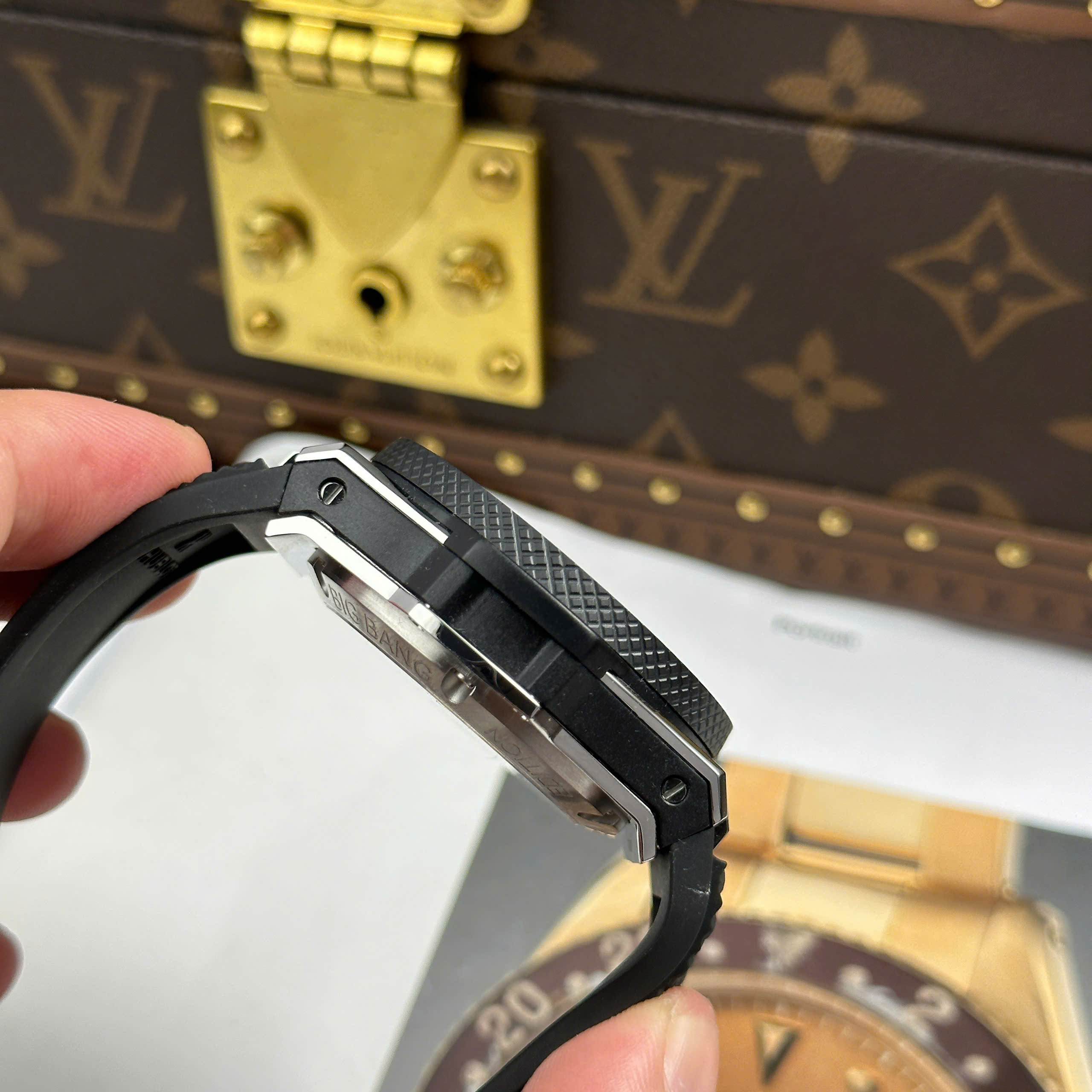Hublot Big Bang 20th Anniversary Watch Black Ceramic Bezel BBA Factory 43mm - Image 12