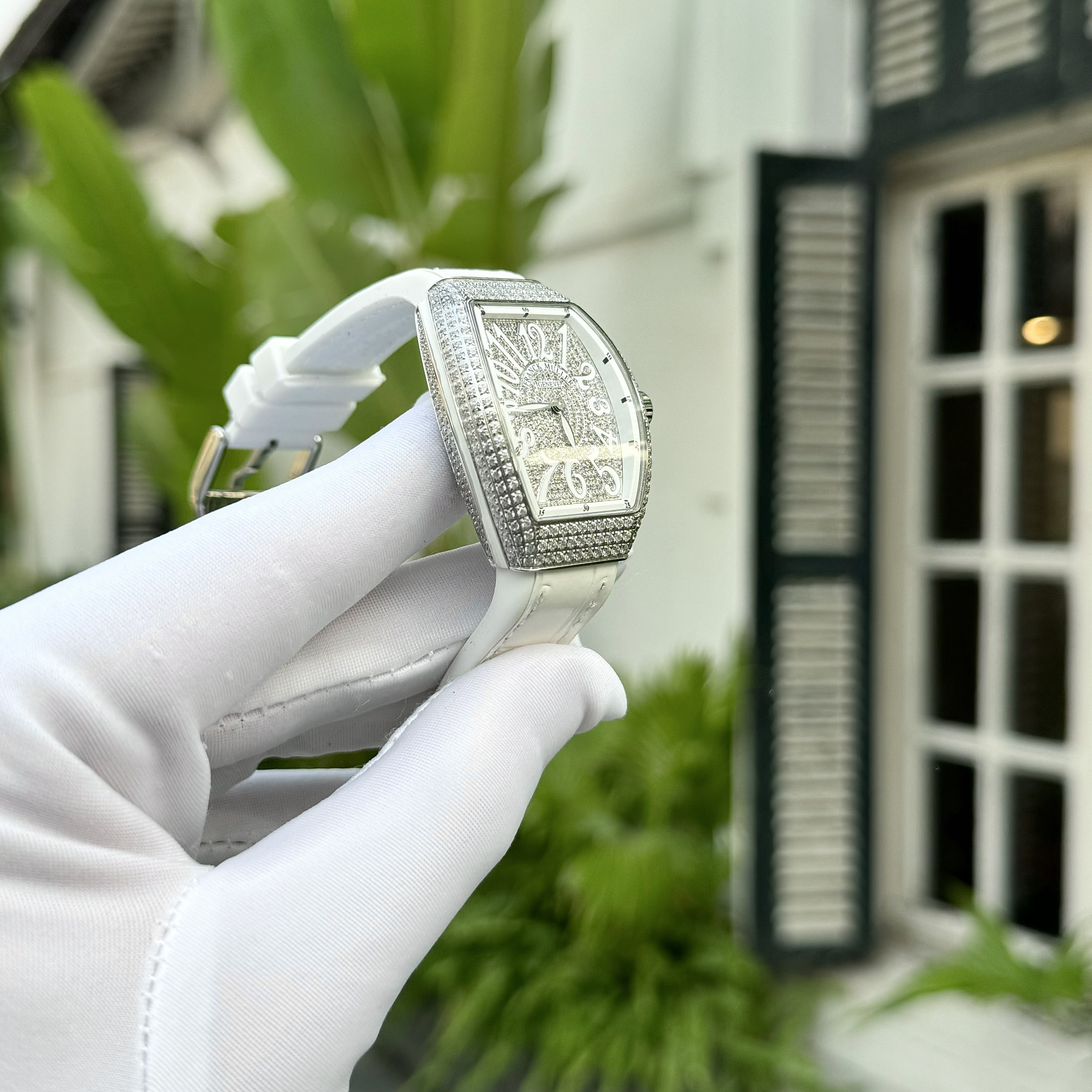 Franck Muller V32 Full Diamonds Replica Watch White Color ABF 32x40mm - Image 5