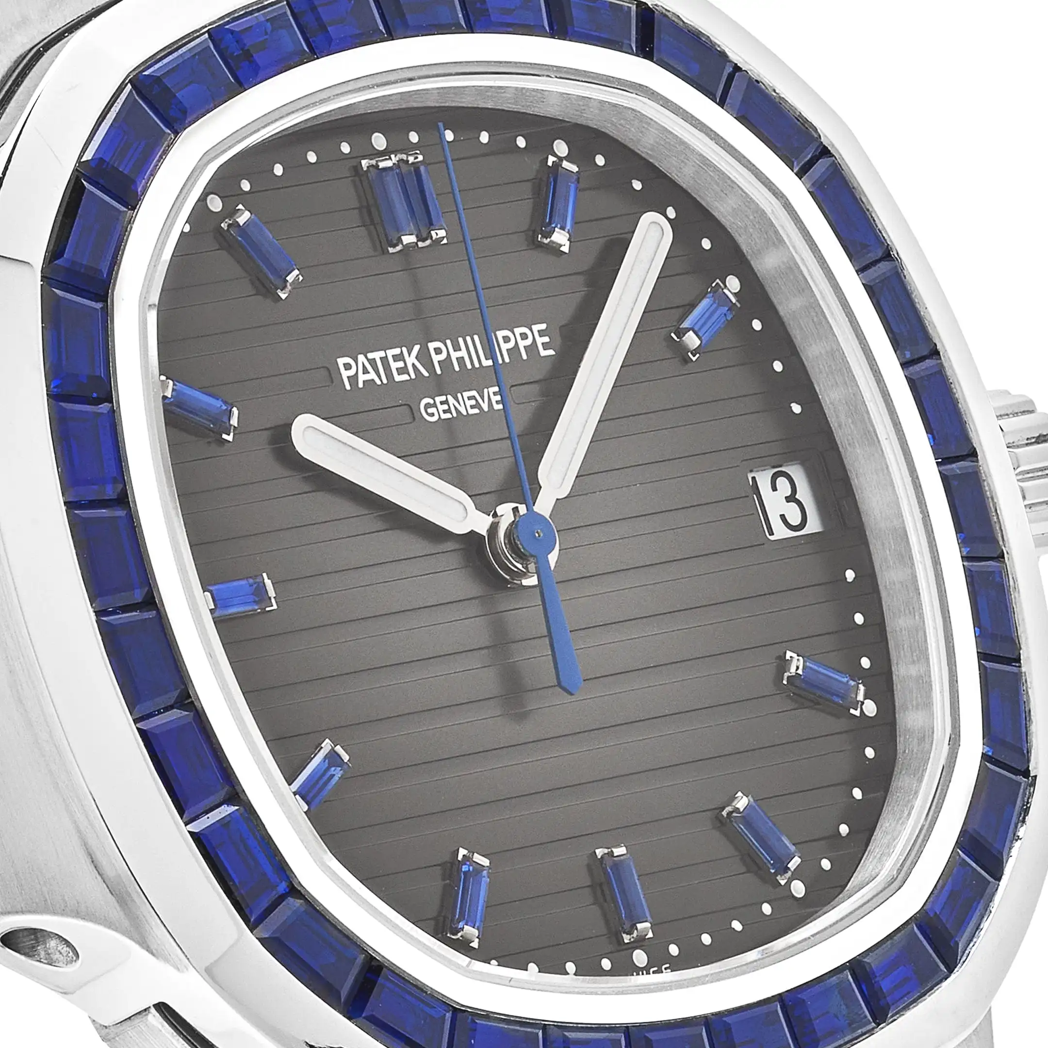 Patek Philippe Nautilus 5711/111P-001 Platinum Blue Sapphire - Image 5