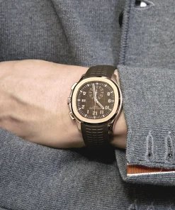 Alternative view of Patek Philippe Aquanaut 5968R-001 Chronograph Rose Gold Brown Dial
