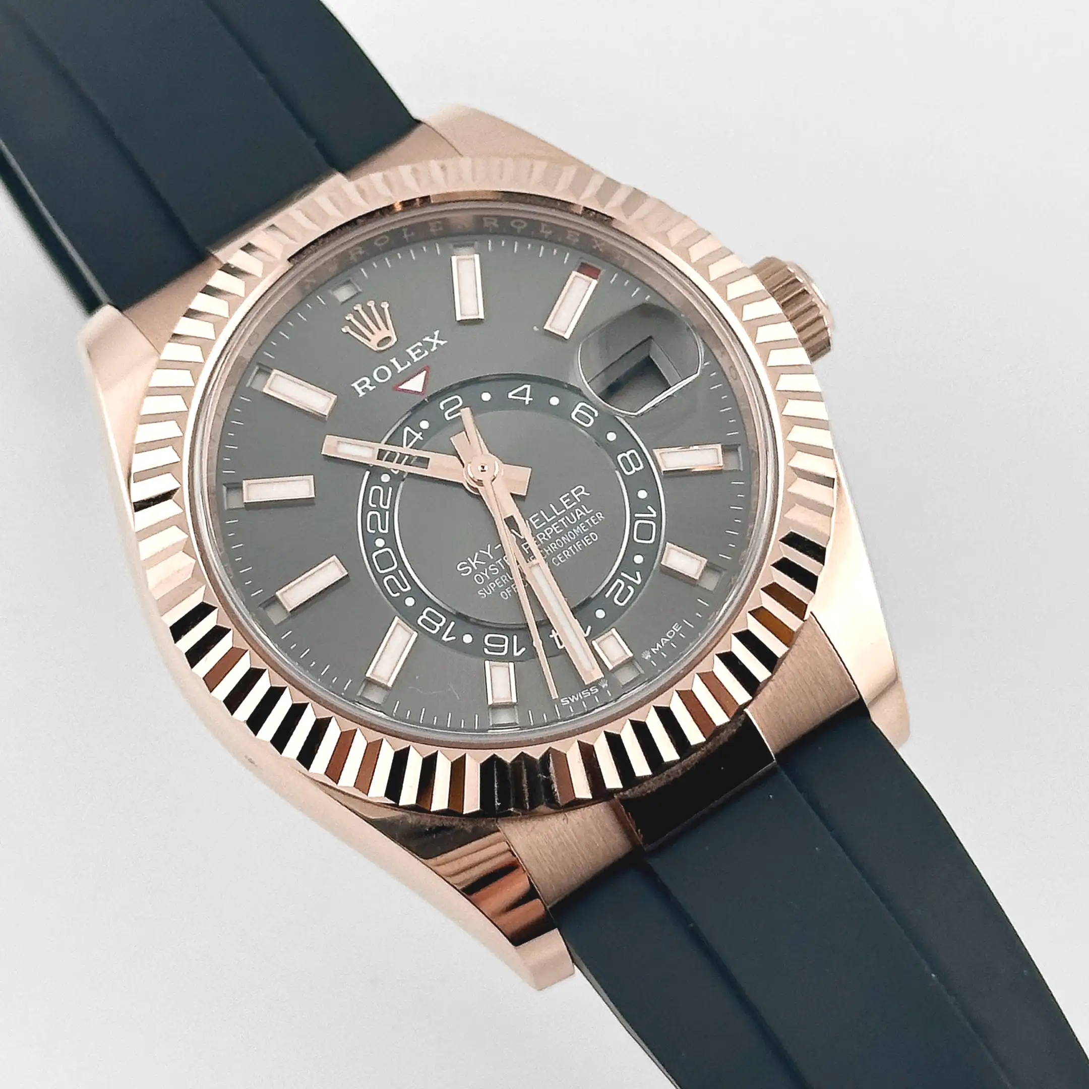 Rolex Sky-Dweller 336235 Rose Gold Slate Dial 42mm - Image 2