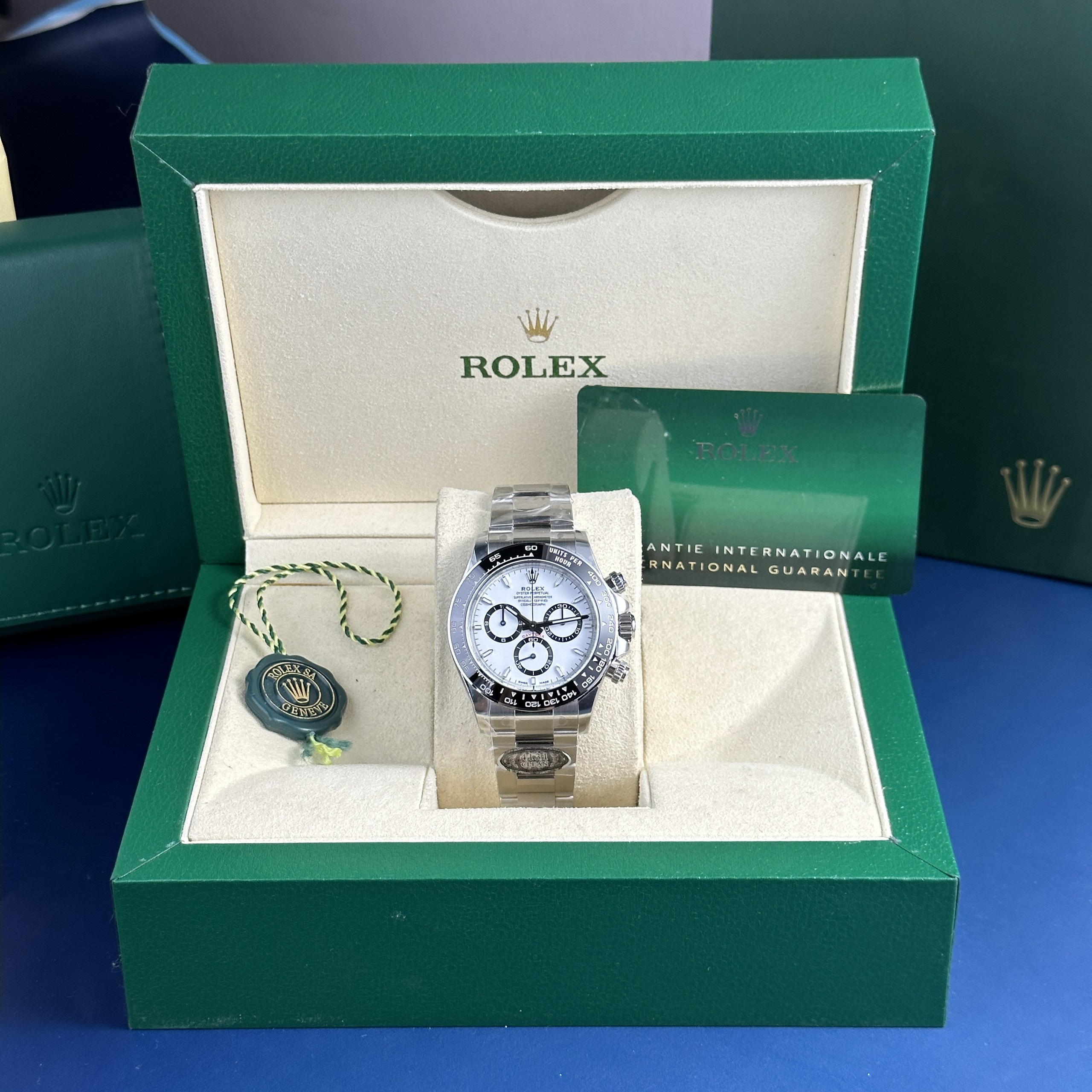 Rolex Cosmograph Daytona 126500LN Best Replica Clean Factory Panda 40mm - Image 2