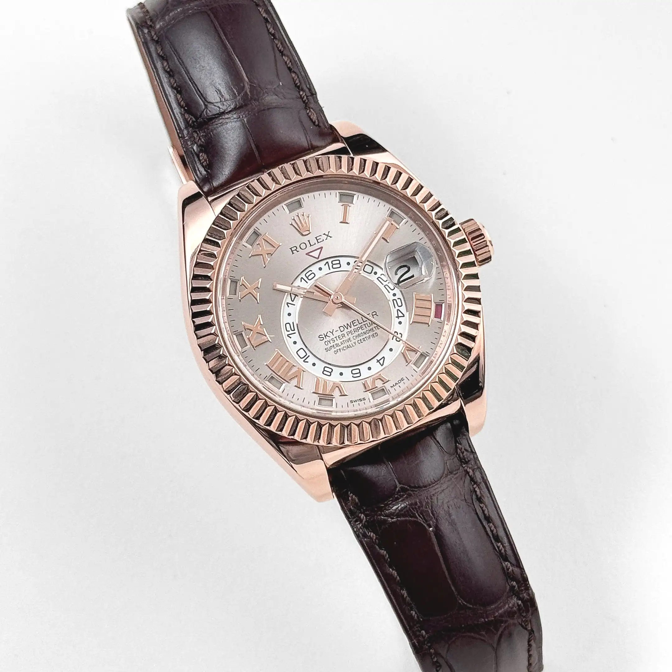 Rolex Sky-Dweller 326135 Rose Gold Sundust Dial 42mm - Image 2