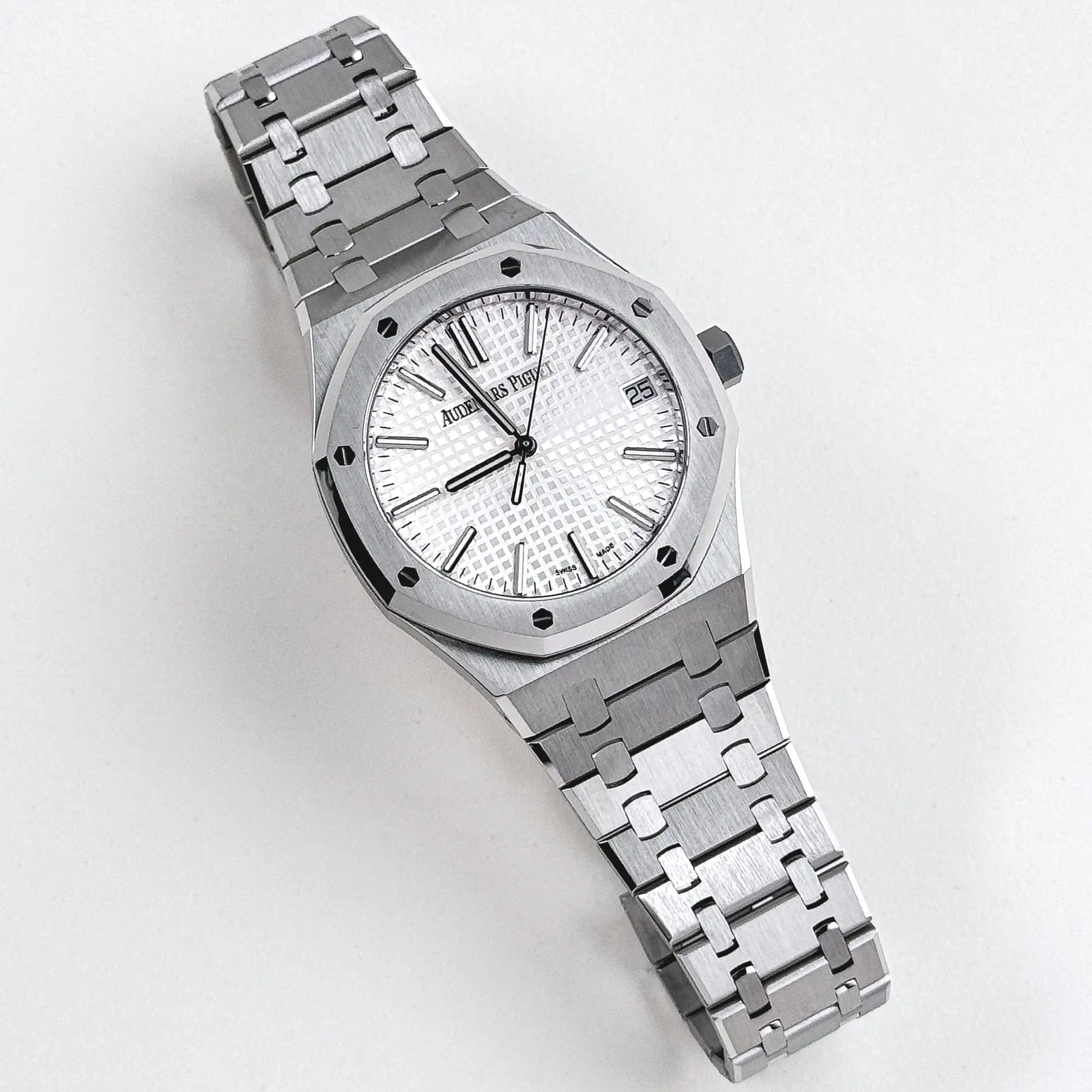 Audemars Piguet Royal Oak 15510ST.OO.1320ST.08 Selfwinding Stainless Steel Silver-toned Dial - Image 3