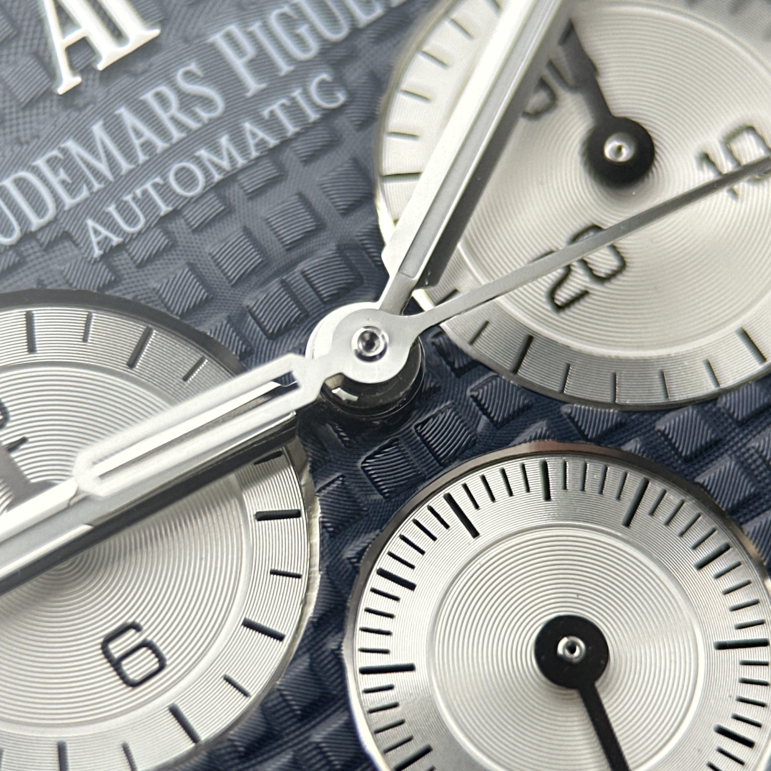 Audemars Piguet Rep11 Royal Oak Chronograph 26331 Blue Dial APS Factory 41mm - Image 9