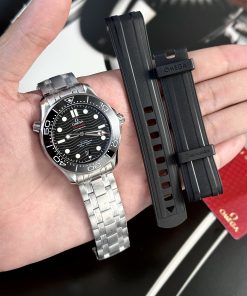 Replica Omega Watch Seamaster Diver 300M Black Dial VS Factory 42mm