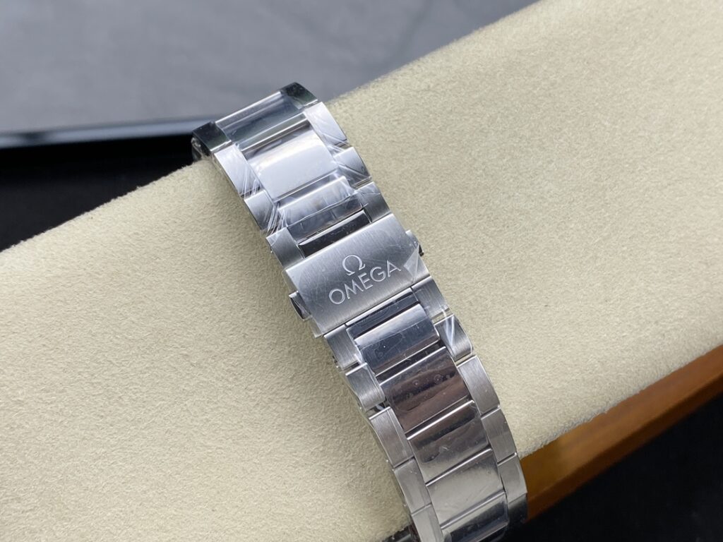 Omega Replica 11 Watch Aqua Terra Woldtimer Summer Blue VSF 43mm - Image 9