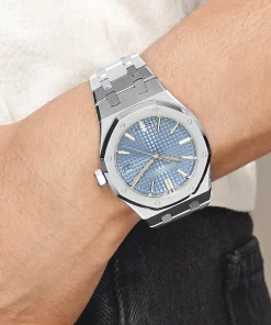 Alternative view of Audemars Piguet Royal Oak Selfwinding 15510BC.OO.1320BC.01 White Gold Blue Dial Limited Edition