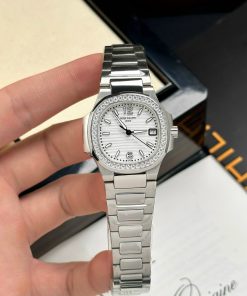 Alternative view of Patek Philippe Replica Watch Nautilus 7010 Quartz Movement 32mm