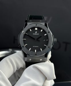 Alternative view of Hublot Classic Fusion Black Ceramic Best Replica JJZ Factory SW300 Customs 42mm