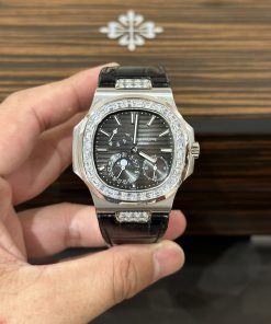 Patek Philippe Nautilus 5724G Watch GR Factory 40mm