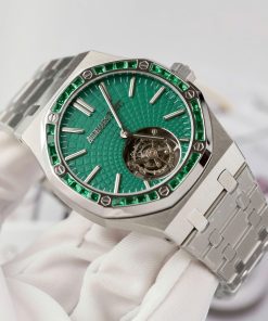 Alternative view of Audemars Piguet Replica 11 Royal Oak Selfwinding Flying Tourbillon 26730BC Watch With Baguette Stone 41mm