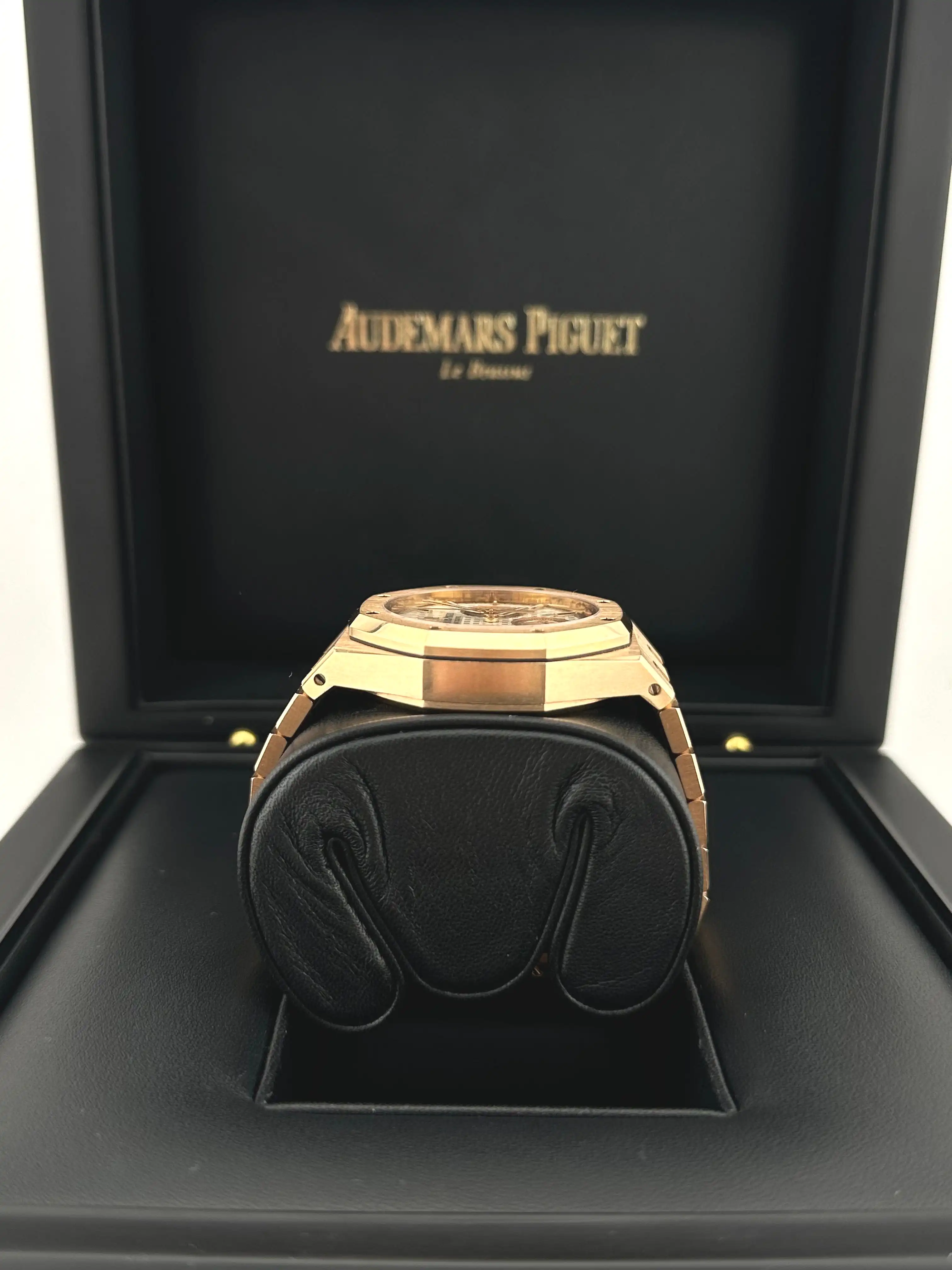 Audemars Piguet Royal Oak 26315OR.OO.1256OR.01 Chronograph Rose Gold Silver Dial - Image 4