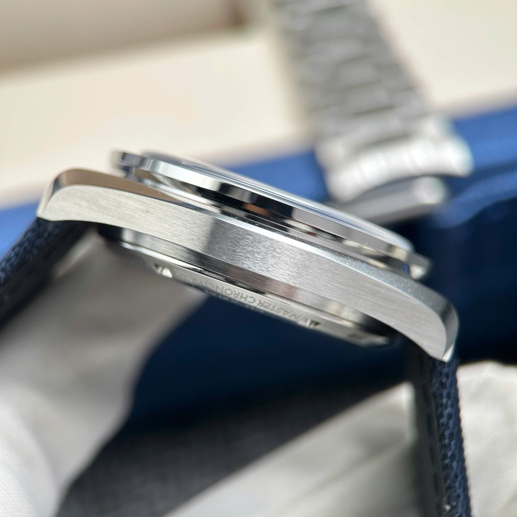 Đồng Hồ Omega Replica Speedmaster Silver Snoopy 50th Anniversary New 2025 42mm