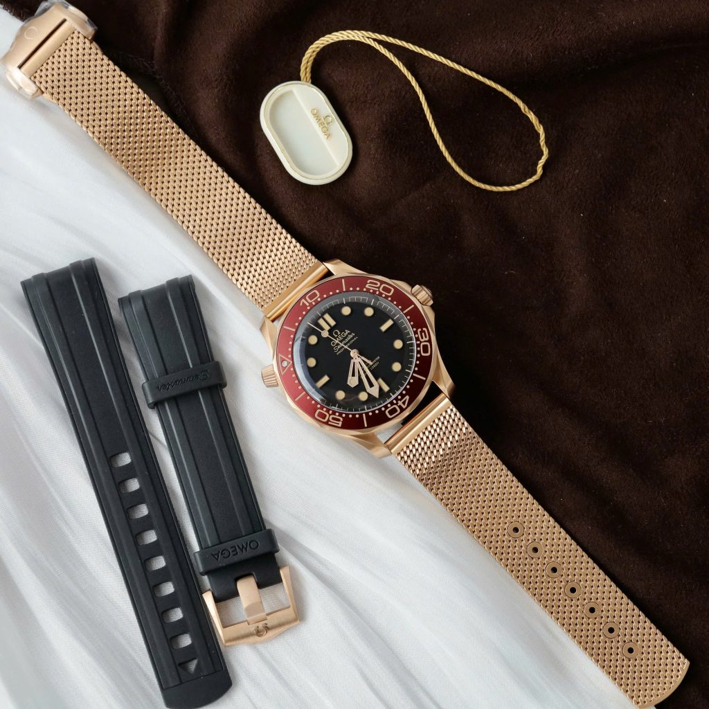  Đồng Hồ Omega Seamaster Replica 11 Diver 300M Bronze Gold Nhà Máy VSF 42mm