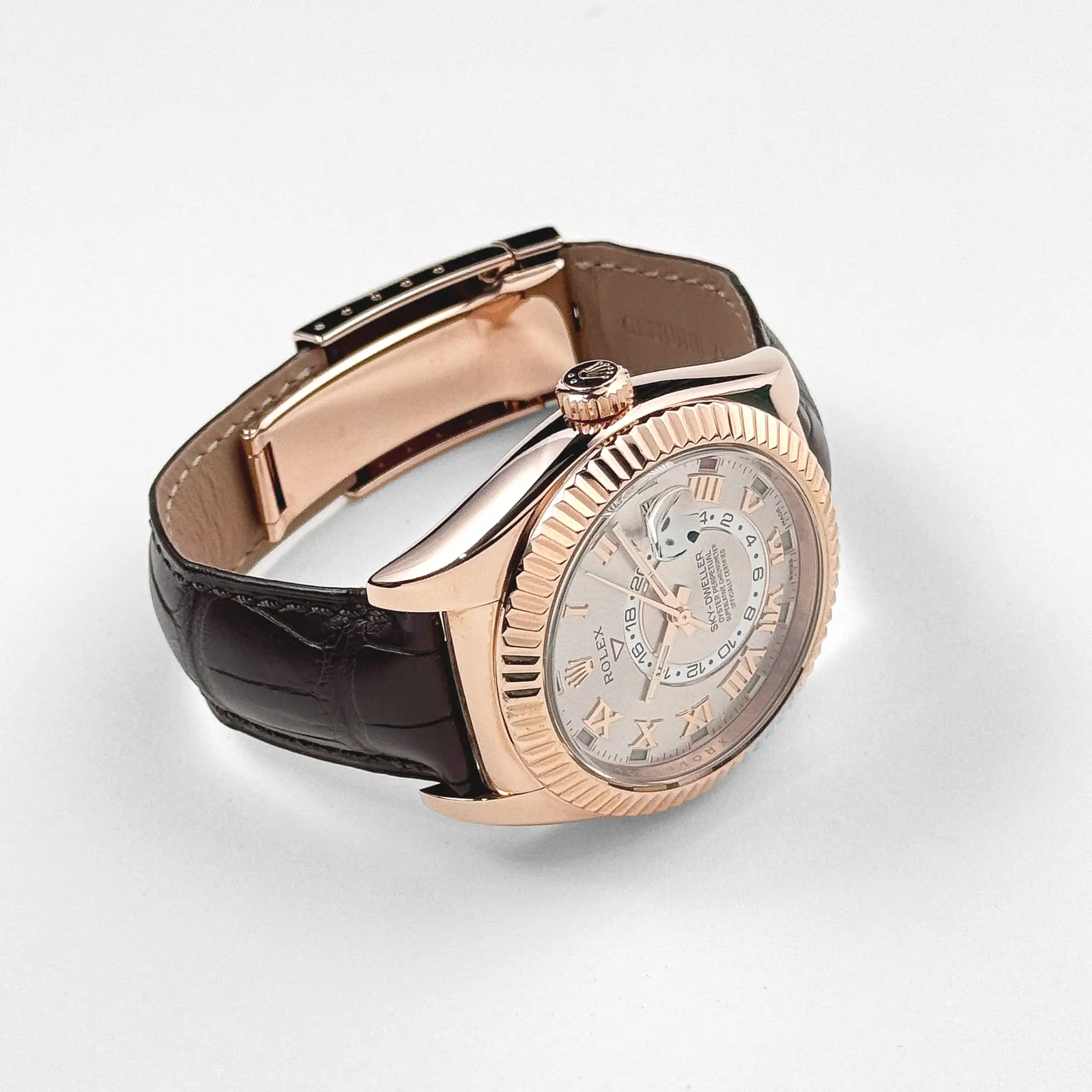 Rolex Sky-Dweller 326135 Rose Gold Sundust Dial 42mm - Image 4