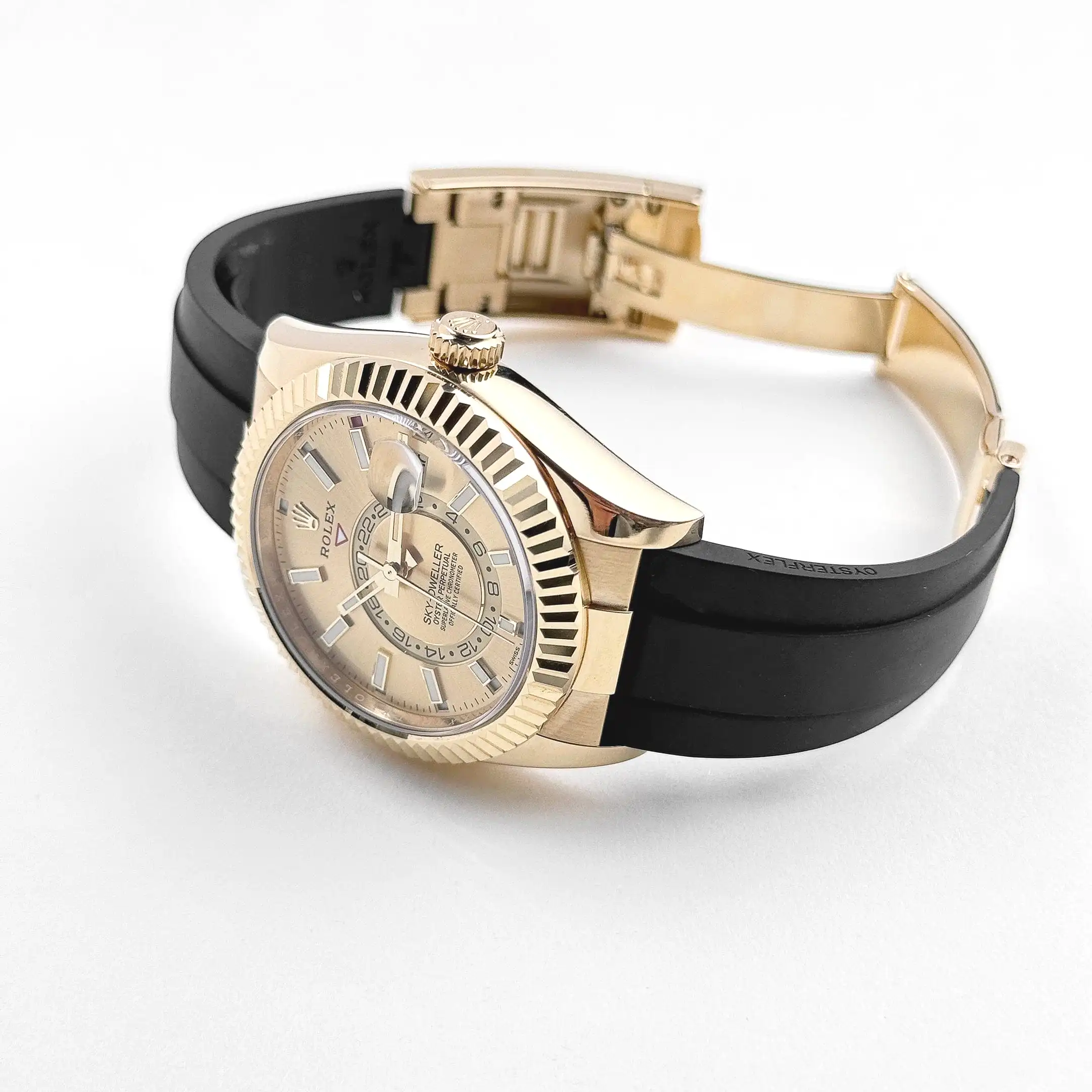 Rolex Sky-Dweller 326238 Yellow Gold Champagne 42mm - Image 3
