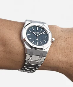 Alternative view of Audemars Piguet Royal Oak 16202ST.OO.1240ST.02 ‘Jumbo’ Extra-Thin Stainless Steel Blue Dial