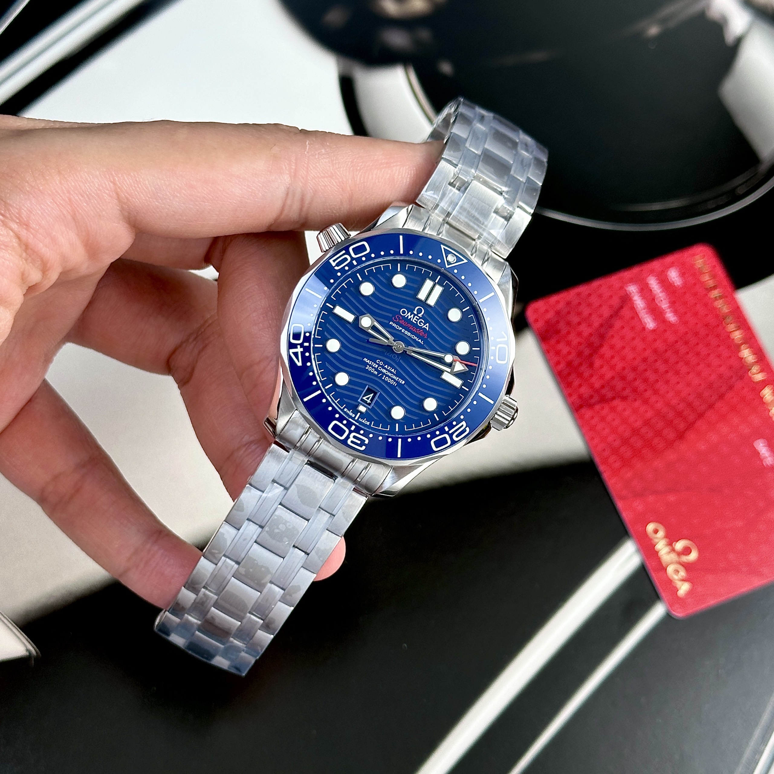 Replica Omega Watch Seamaster Diver 300M Blue Dial VS Factory 42mm - Image 3