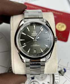 Alternative view of Omega Best Replica Seamaster Aqua Terra Green Dial VS Factory 41mm