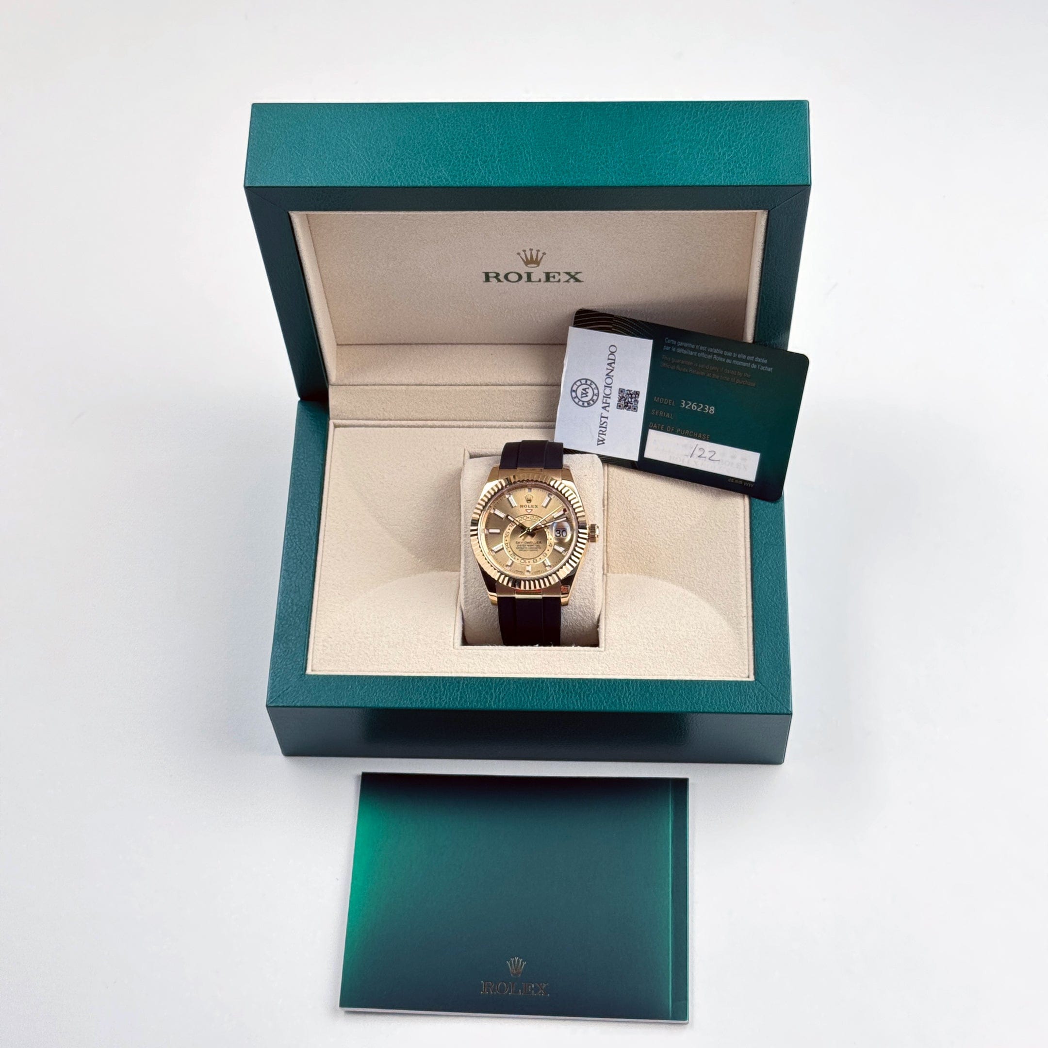 Rolex Sky-Dweller 326238 Yellow Gold Champagne 42mm - Image 4