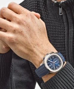Alternative view of Patek Philippe Aquanaut 5968G-001 White Gold Blue Dial
