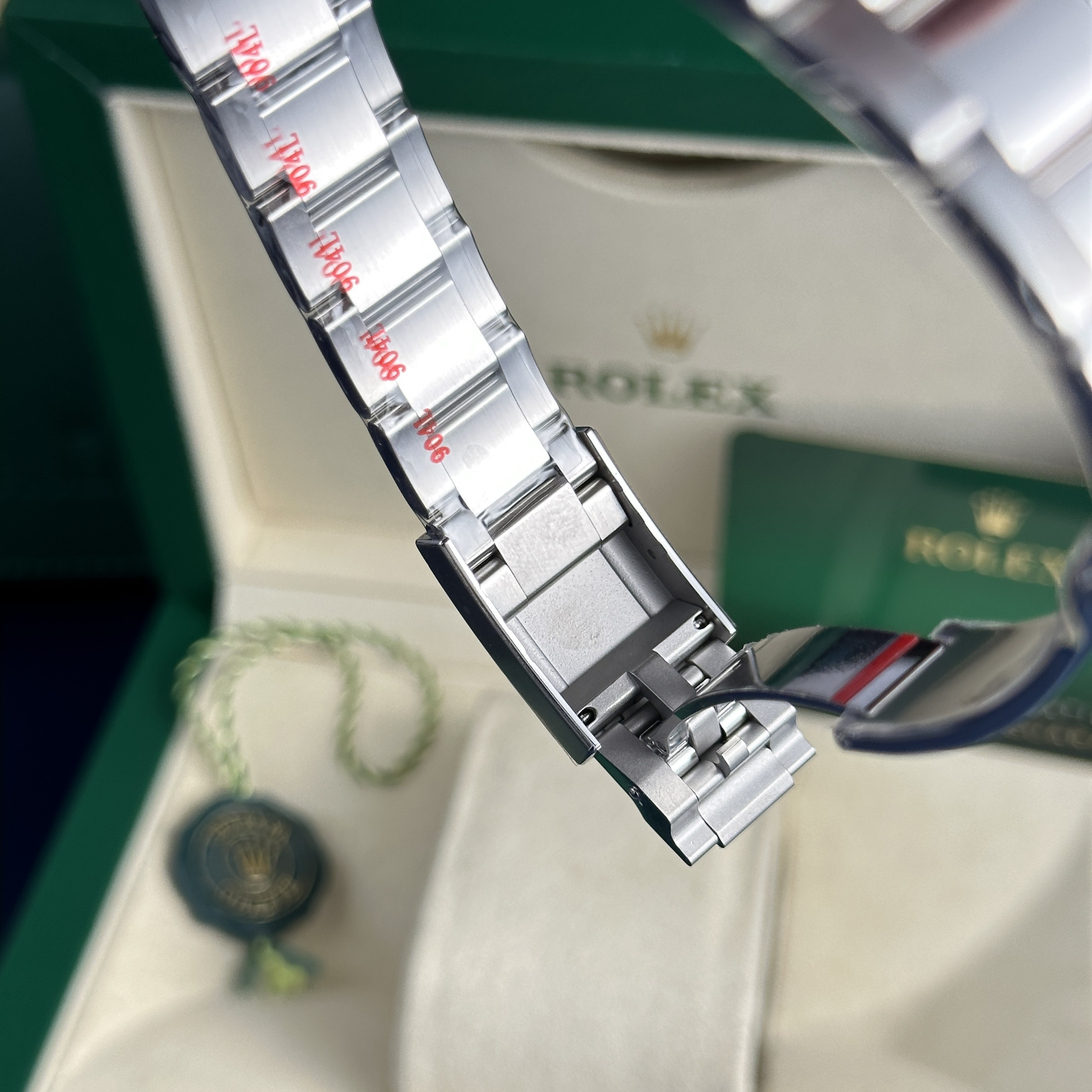 Rolex Cosmograph Daytona 126500LN Best Replica Clean Factory Panda 40mm - Image 13
