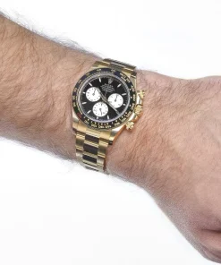 Alternative view of Rolex Daytona 126528LN ‘Le Mans’ Yellow Gold Black Dial 40mm