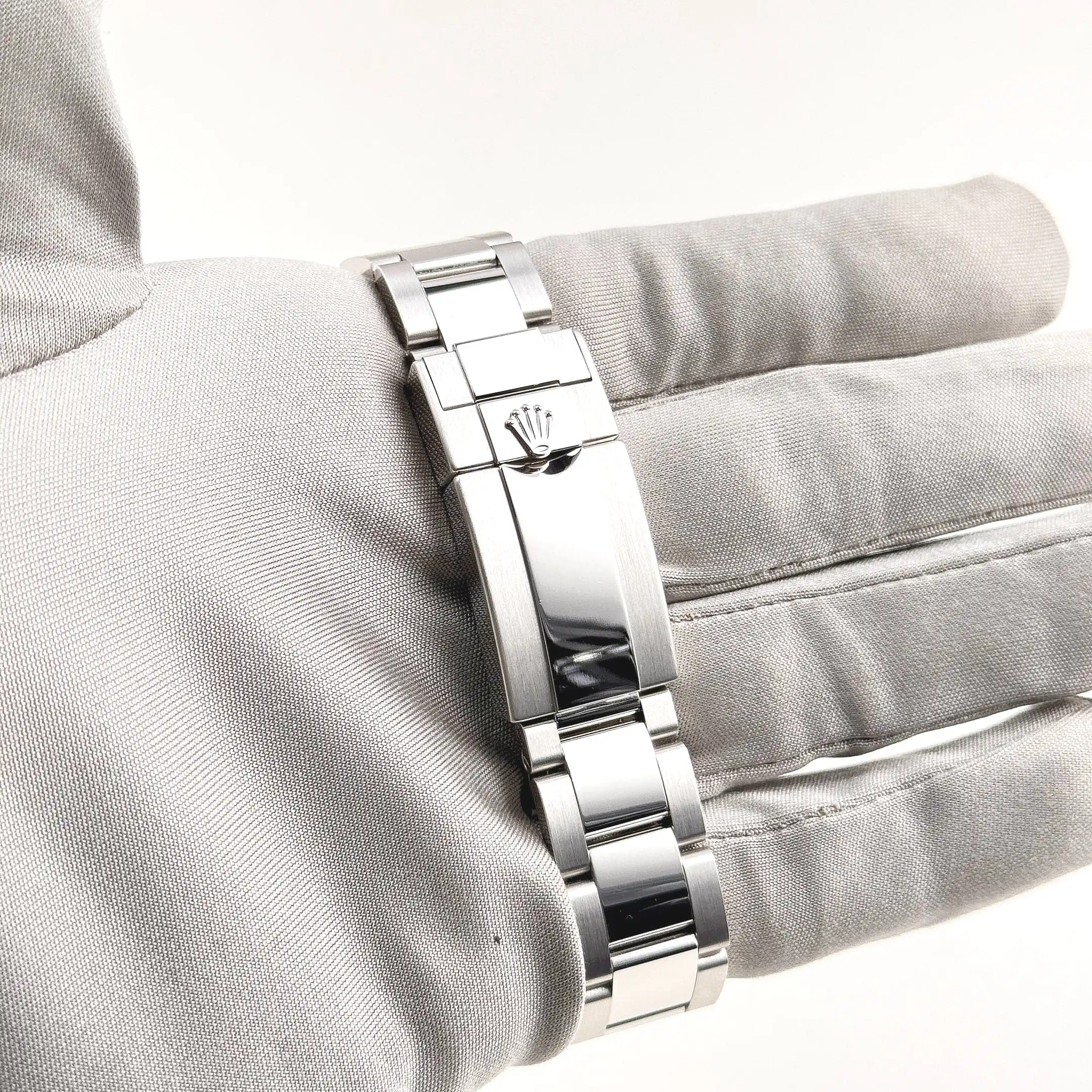 Rolex Daytona 126506 Platinum Ice Blue Baguette Dial 40mm - Image 12