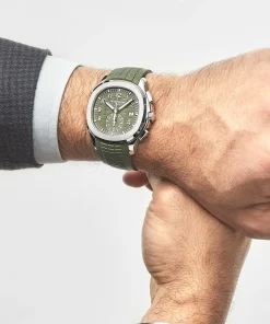 Alternative view of Patek Philippe Aquanaut 5968G-010 Chronograph White Gold Khaki Green Dial