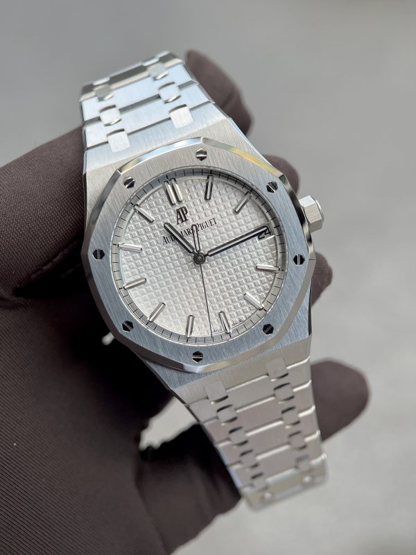 Audemars Piguet Royal Oak 15500ST Watch ZF Factory 41mm - Image 2