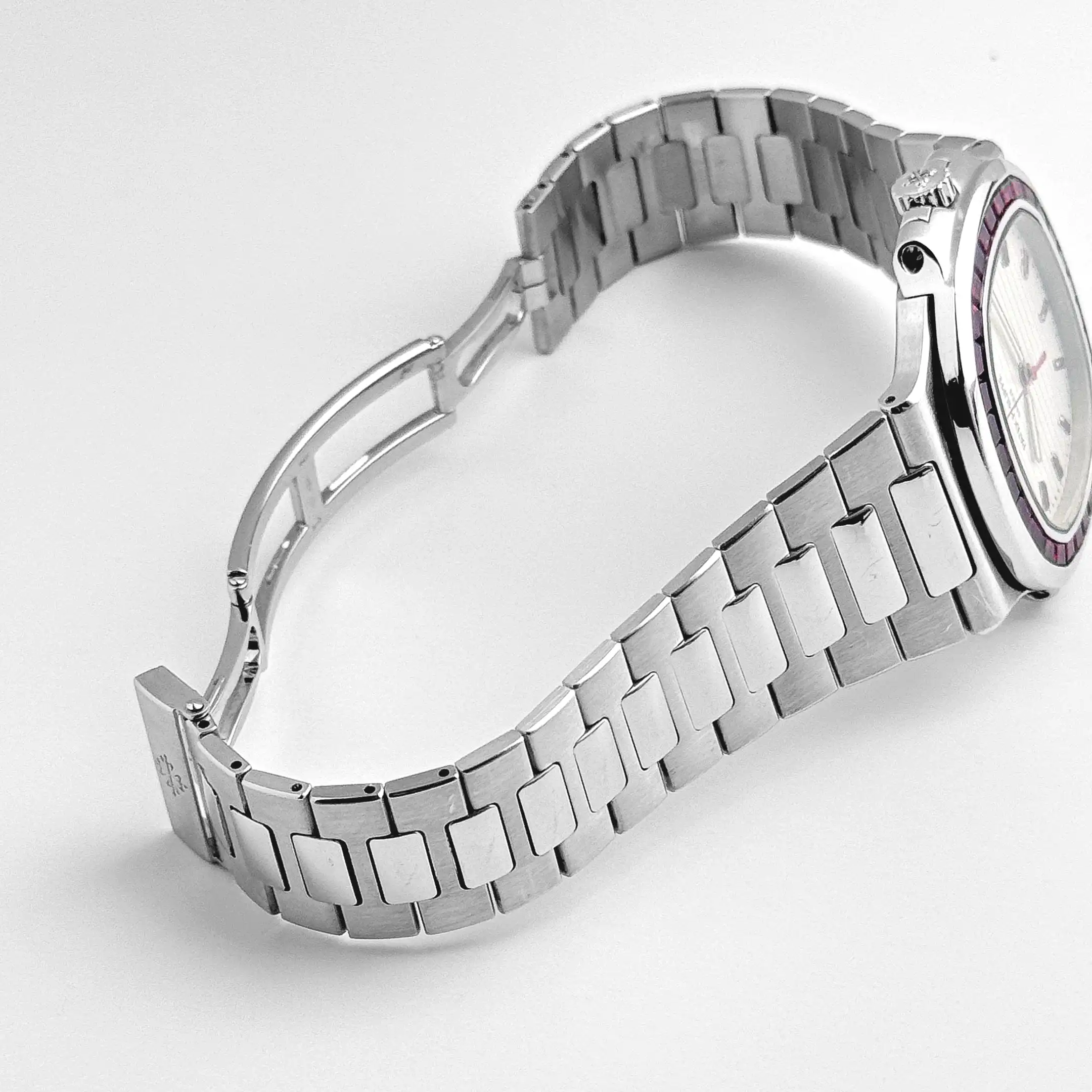 Patek Philippe Nautilus 5711/112P-010 Platinum White Dial Ruby Bezel - Image 15