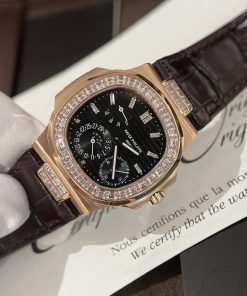 Alternative view of Patek Philippe Nautilus 5724R Rep 11 Watch GR Factory Black Dial 40mm