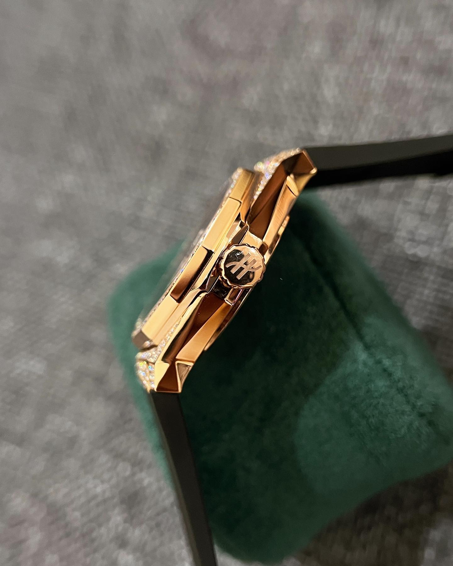 Hublot Orlinski King Gold Custom Full Diamonds Moissanite 40mm - Image 5