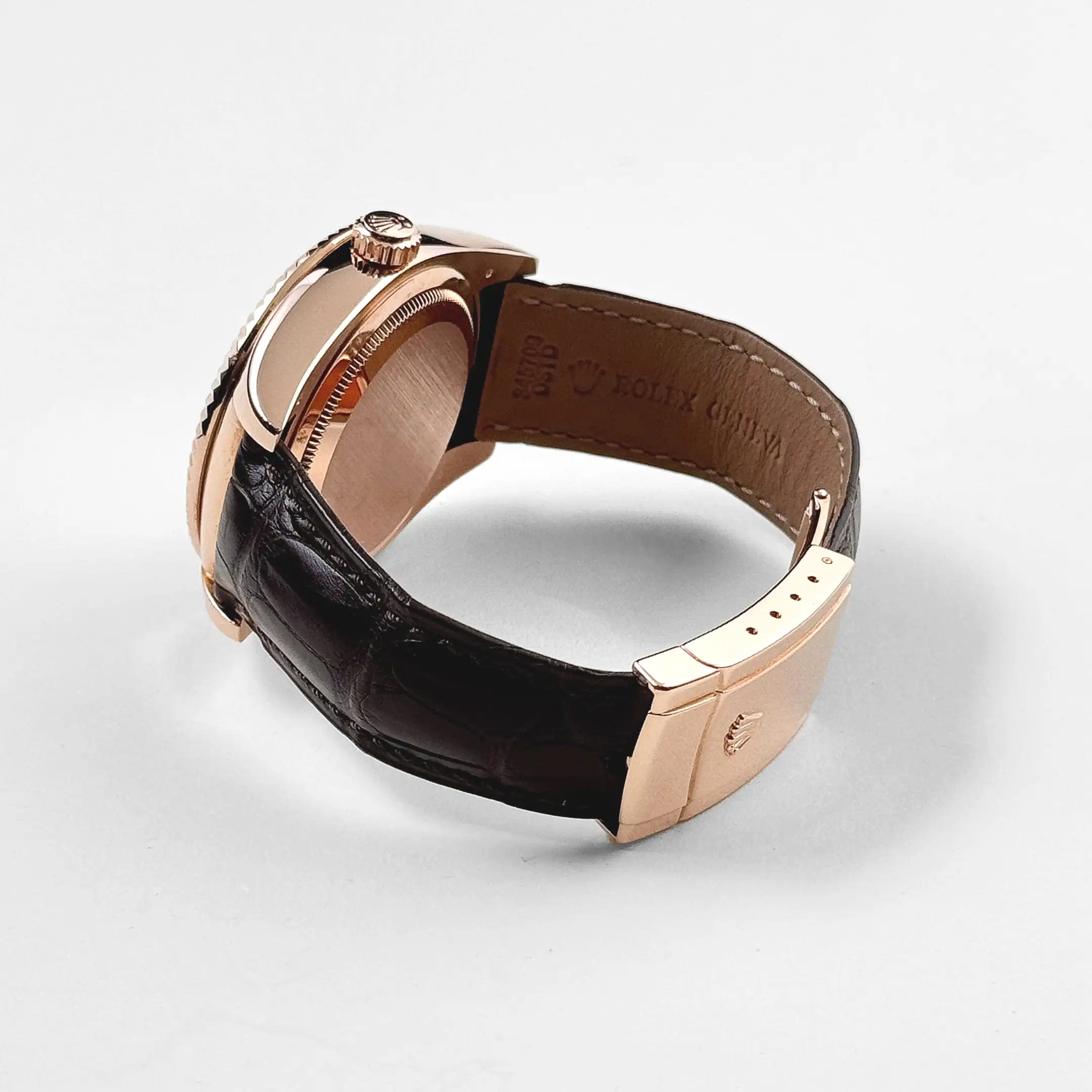 Rolex Sky-Dweller 326135 Rose Gold Sundust Dial 42mm - Image 8
